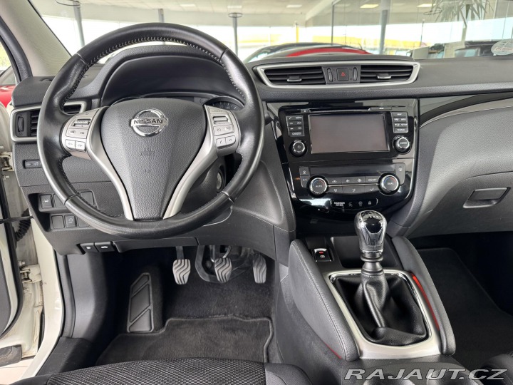 Nissan Qashqai 1,2DIG-T*Navi*Kamera*PDC* 2017