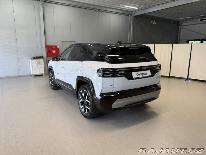 Jeep Compass Summit e-Hybrid Plug-in 2 2026