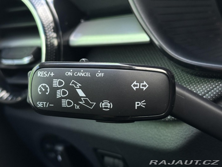 Škoda Fabia 1.0TSi Selection 95PS LED 2026