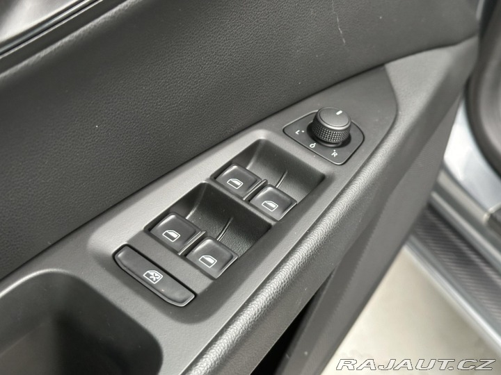 Seat Leon 2,0 TDI 110kW DSG Style K 2015