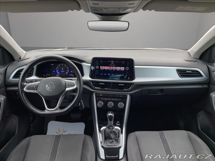 Volkswagen T-Roc 1.5 TSi 110kW DSG*Virtuál 2022