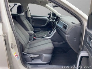 Volkswagen T-Roc 1.5 TSi 110kW DSG*Virtuál 2022