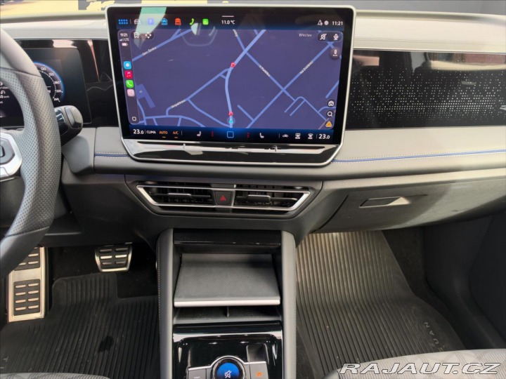 Volkswagen Tiguan 2,0 TDi R-Line*Néz.Topení 2024