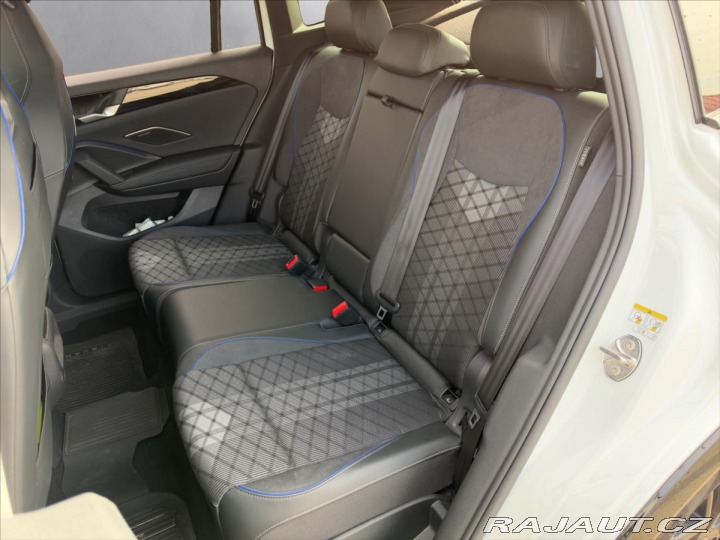 Volkswagen Tiguan 2,0 TDi R-Line*Néz.Topení 2024