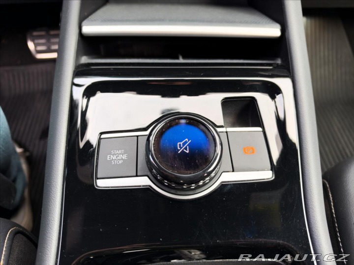 Volkswagen Tiguan 2,0 TDi R-Line*Néz.Topení 2024