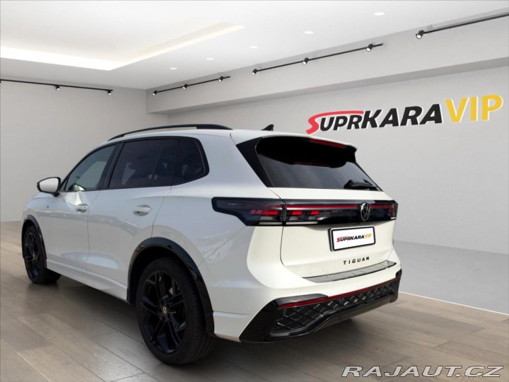 Volkswagen Tiguan 2,0 TDi R-Line*Néz.Topení 2024