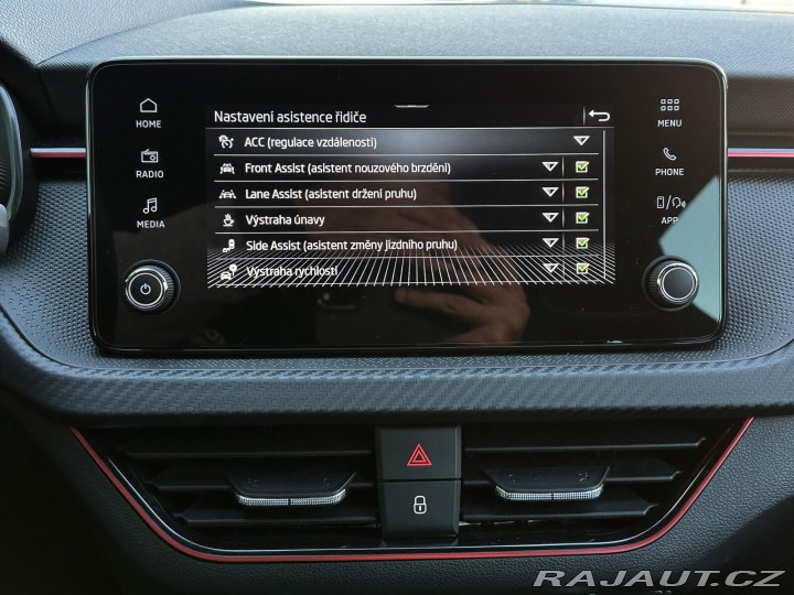 Škoda Scala 1.0TSi DSG Monte Carlo 11 2026