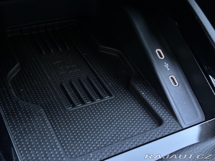 Škoda Scala 1.0TSi DSG Monte Carlo 11 2026