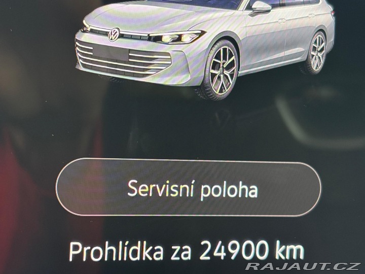 Volkswagen Passat R-Line DSG masáže MATRIX 2025