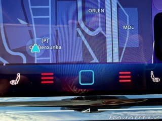 Volkswagen Passat Variant R-Line DSG masáže 2025
