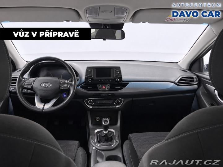 Hyundai i30 1,0 T-GDi 88kW CZ Trikolo 2018