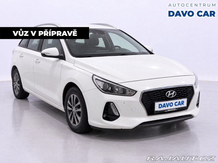 Hyundai i30 1,0 T-GDi 88kW CZ Trikolo 2018
