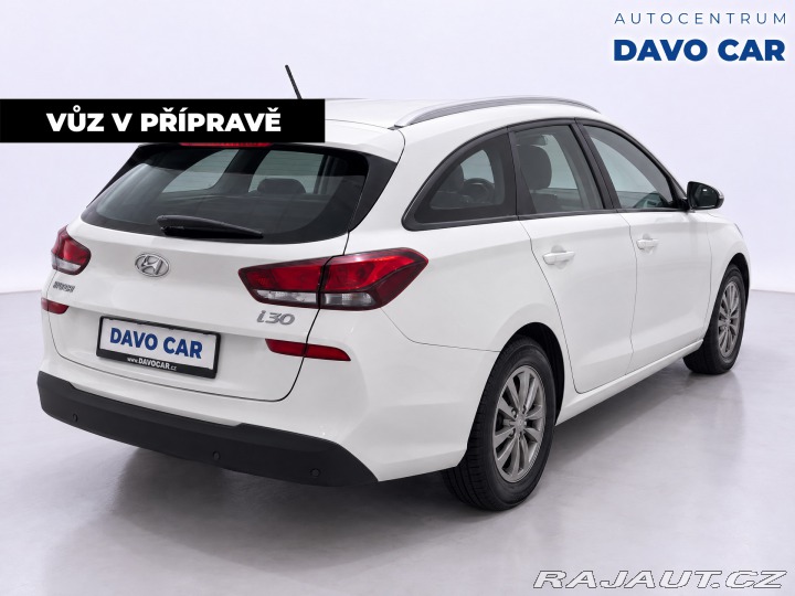 Hyundai i30 1,0 T-GDi 88kW CZ Trikolo 2018