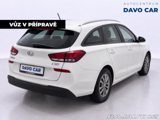 Hyundai i30 1,0 T-GDi 88kW CZ Trikolo 2018