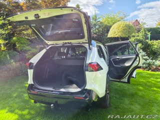 Toyota RAV4 TOVÁRNÍ ZÁRUKA 2027, PHEV 1800