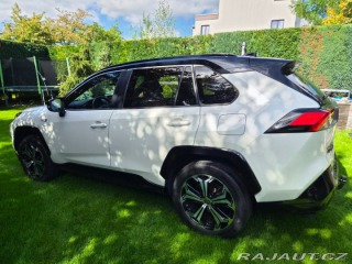 Toyota RAV4 TOVÁRNÍ ZÁRUKA 2027, PHEV 1800