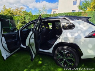 Toyota RAV4 TOVÁRNÍ ZÁRUKA 2027, PHEV 1800