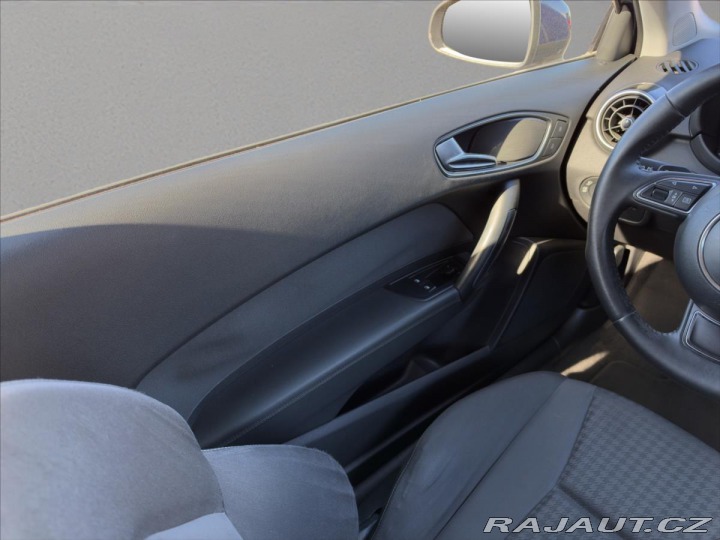 Audi A1 1,4 TFSi 90kW S-Tronic*Xe 2011