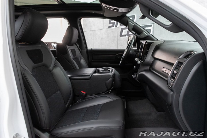 Dodge RAM 5.7 HEMI BIGHORN 4x4*PPF* 2024