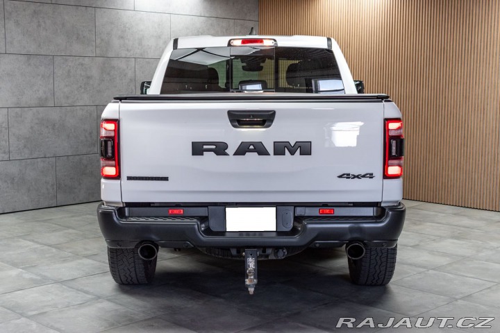 Dodge RAM 5.7 HEMI BIGHORN 4x4*PPF* 2024