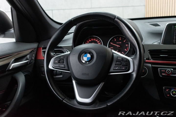 BMW X1 xDrive20d 140kW*SPORT LIN 2017