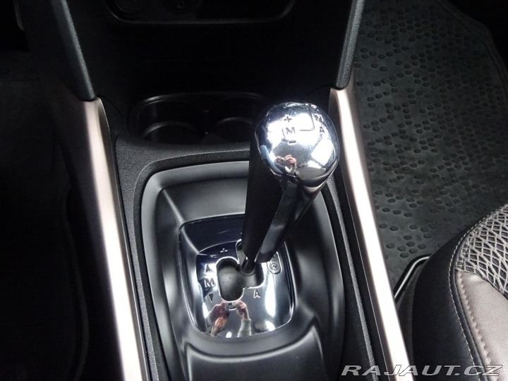 Peugeot 2008 1.2 VTi Allure AUTOMAT SE 2015