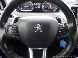 Peugeot 2008 1.2 VTi Allure AUTOMAT SE 2015