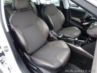Peugeot 2008 1.2 VTi Allure AUTOMAT SE 2015