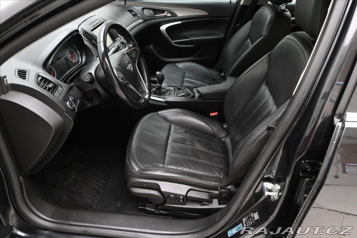 Opel Insignia 2,0 CDTI 103kW Bi-Xen taž 2014