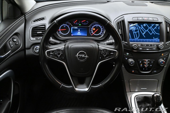 Opel Insignia 2,0 CDTI 103kW Bi-Xen taž 2014