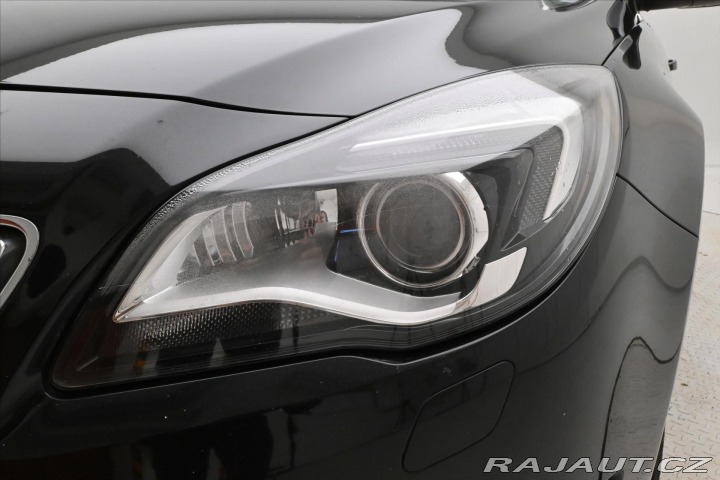 Opel Insignia 2,0 CDTI 103kW Bi-Xen taž 2014