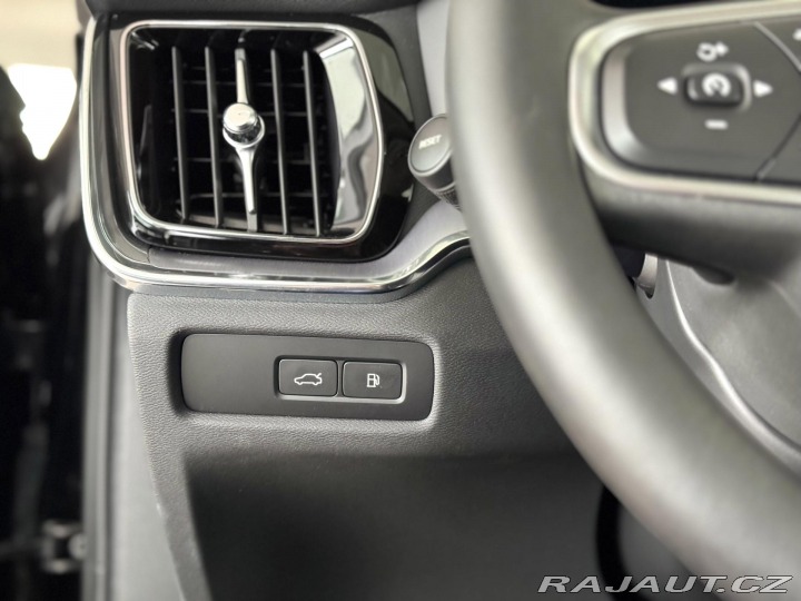 Volvo V60 T6 AWD*Recharge*KeyLess*T 2023