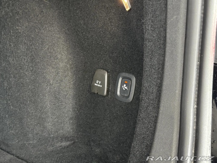 Volvo V60 T6 AWD*Recharge*KeyLess*T 2023