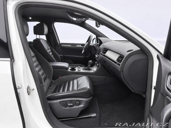 Volkswagen Touareg 3,0 TDI V6 193kW R-Line C 2015