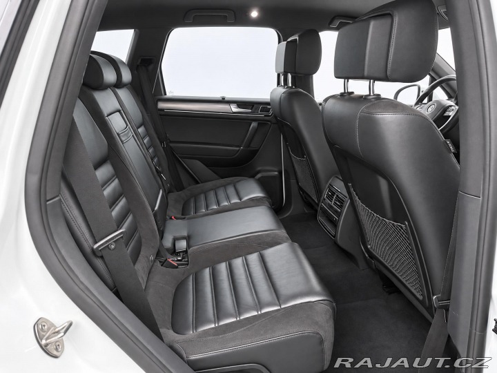 Volkswagen Touareg 3,0 TDI V6 193kW R-Line C 2015