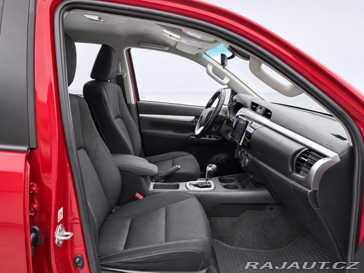 Toyota Hilux 2,4 D-4D 110kW 4x4 Aut. C 2017