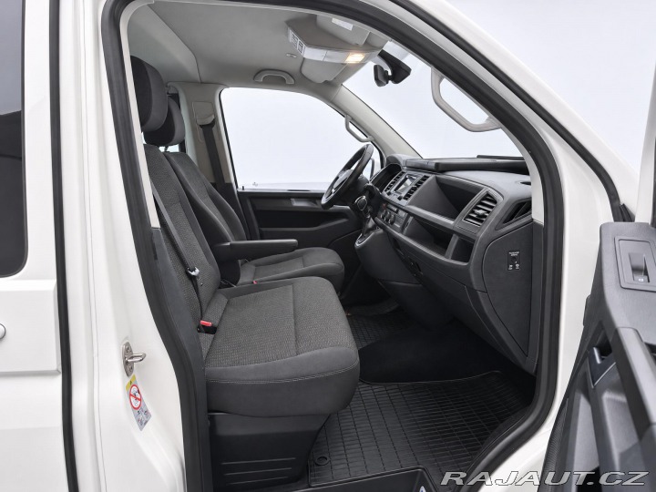 Volkswagen Caravelle 2,0 TDI 110kW DSG 9-Míst 2019