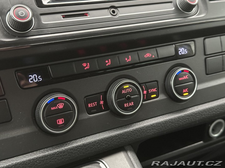 Volkswagen Caravelle 2,0 TDI 110kW DSG 9-Míst 2019