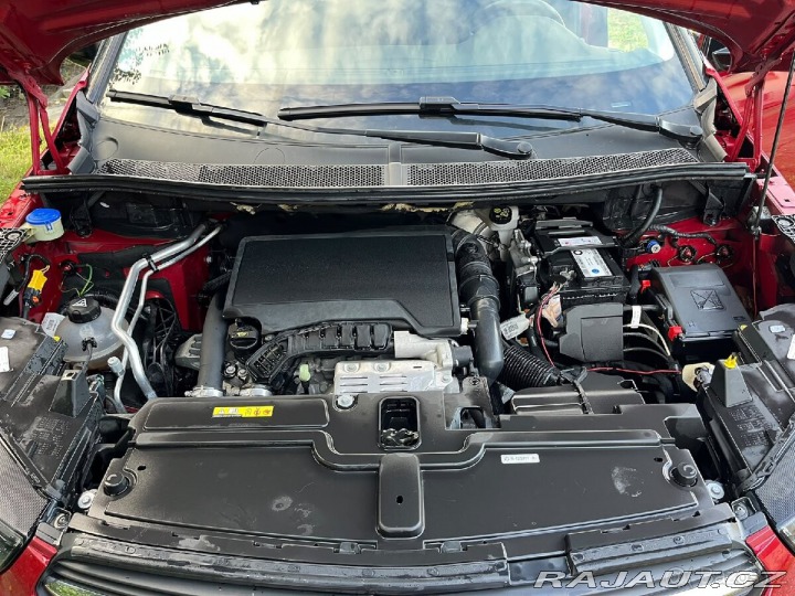 Opel Grandland 1,2 96kW, TOP stav,1.ma 2021