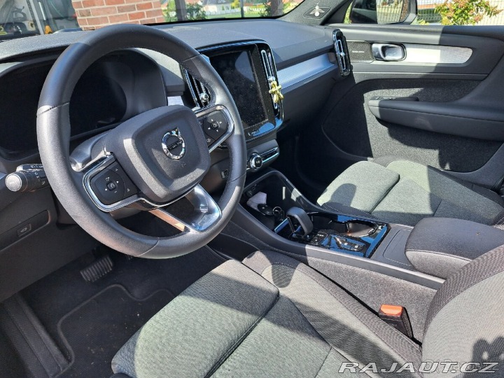 Volvo XC40 2,0 B3 120KW 2023