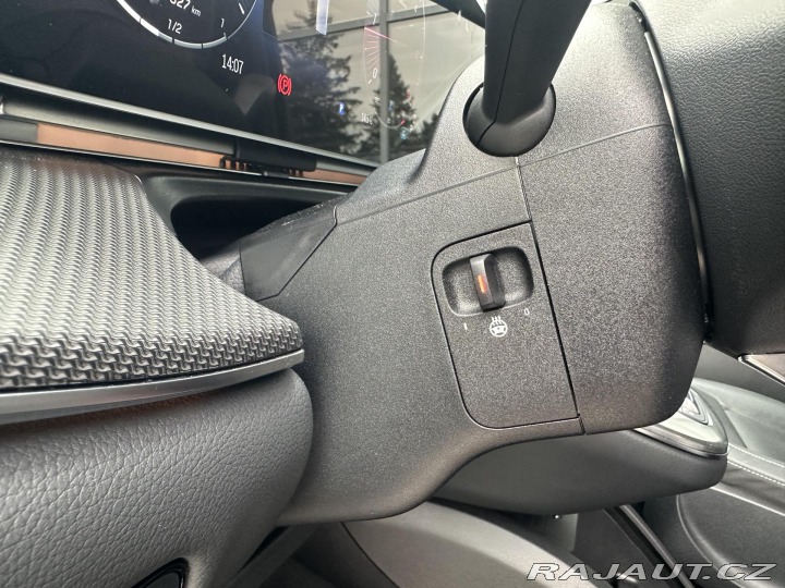 Mercedes-Benz V 300d 174kW 4M AMG LONG NT 2024