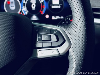Volkswagen T-Roc R-LINE*1.5eTSI*110kW*IQ*K 2026
