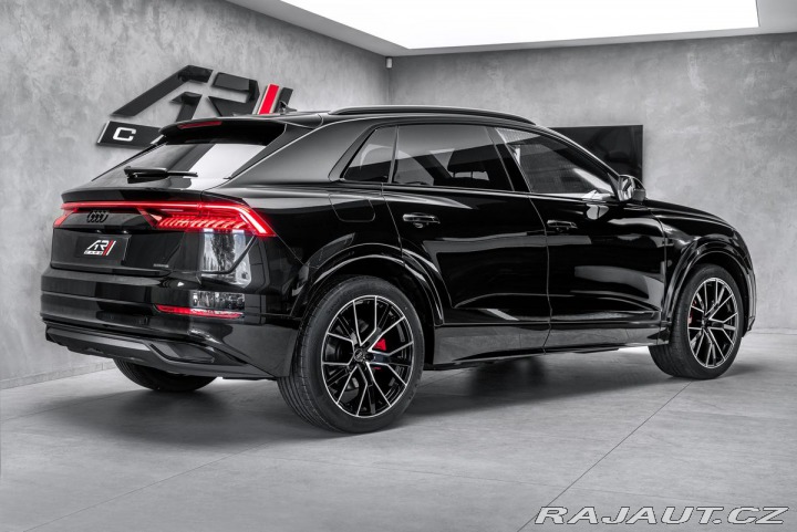 Audi Q8 50TDI S-line Matrix Vzduc 2023