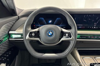 BMW i7 xDrive60 2022