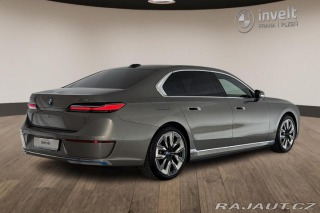 BMW i7 xDrive60 2022