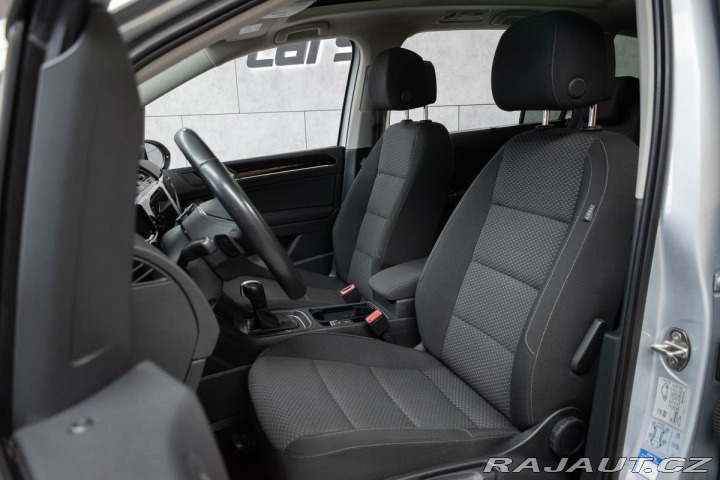 Volkswagen Touran 2.0TDI TAŽNÉ*WEBASTO*DPH* 2023