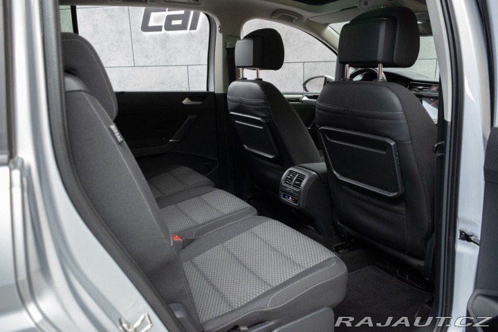 Volkswagen Touran 2.0TDI TAŽNÉ*WEBASTO*DPH* 2023