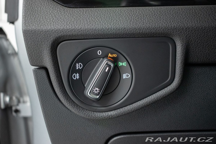 Volkswagen Touran 2.0TDI TAŽNÉ*WEBASTO*DPH* 2023