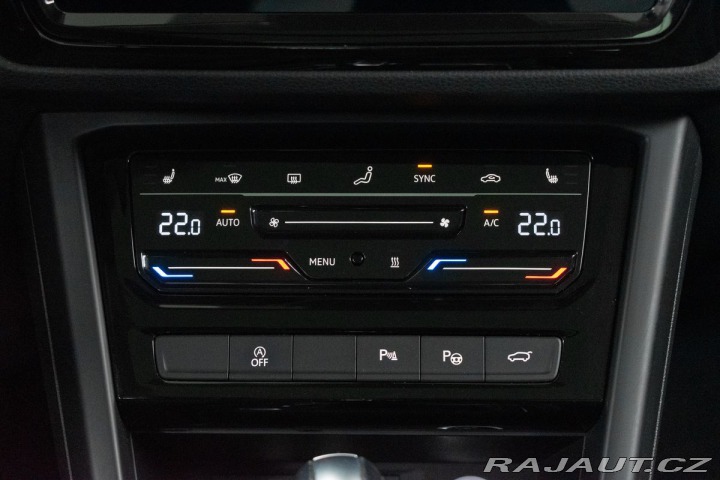 Volkswagen Touran 2.0TDI TAŽNÉ*WEBASTO*DPH* 2023