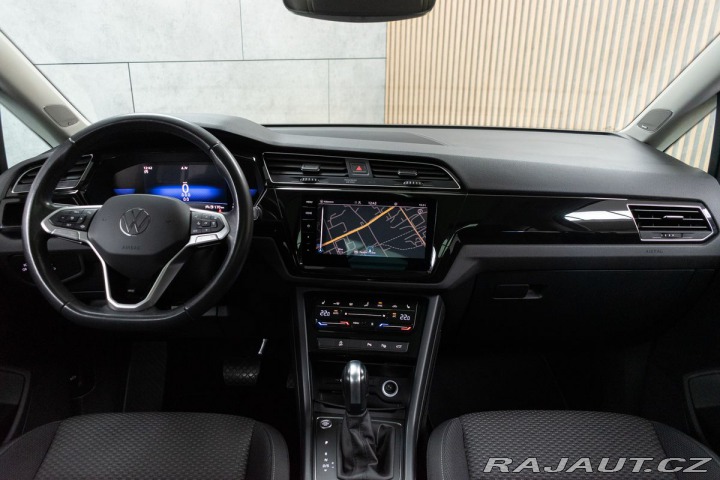 Volkswagen Touran 2.0TDI TAŽNÉ*WEBASTO*DPH* 2023